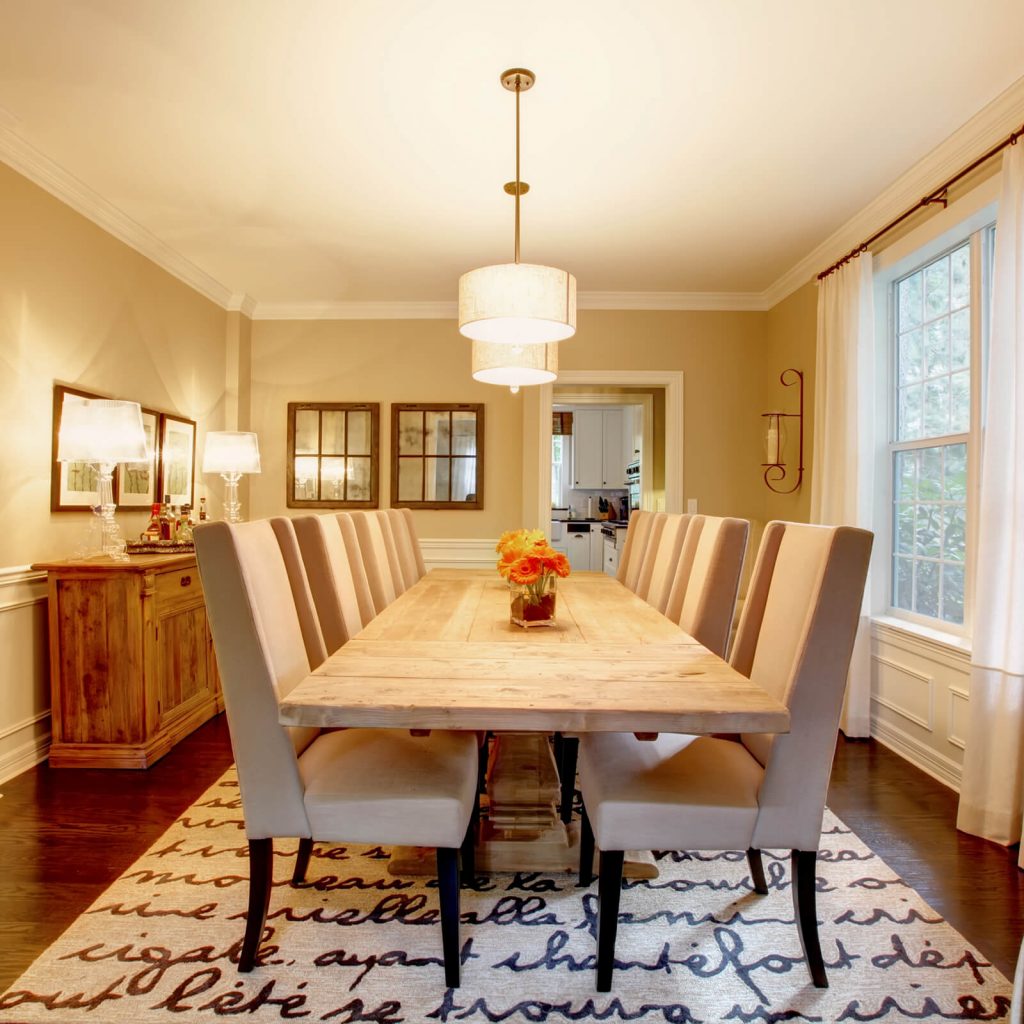 Choosing the Best Rug for Your Dining Room | Yuma Carpets & Tile Inc